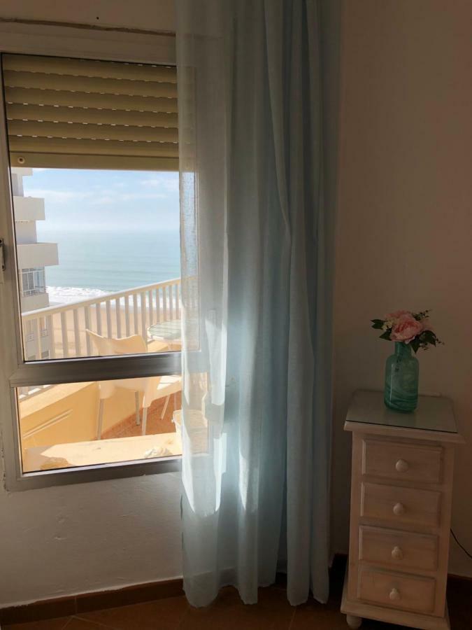 Apartamento La Mar De Cerca. Terraza Vistas Mar. 1ª Linea Playa Кадис Экстерьер фото